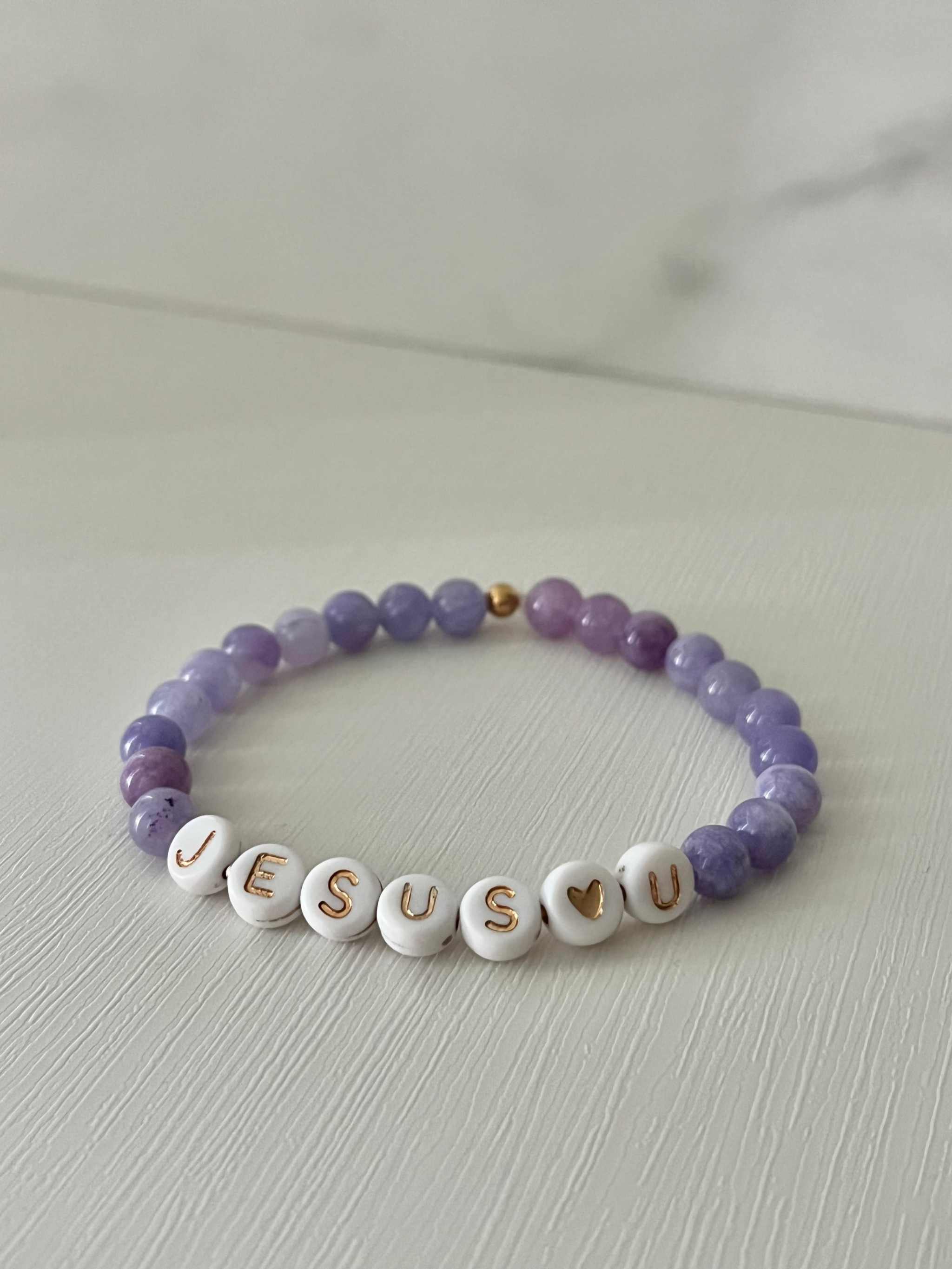 Jesus Loves U Bead Bracelet – Marble Faith-Inspired Jewelry